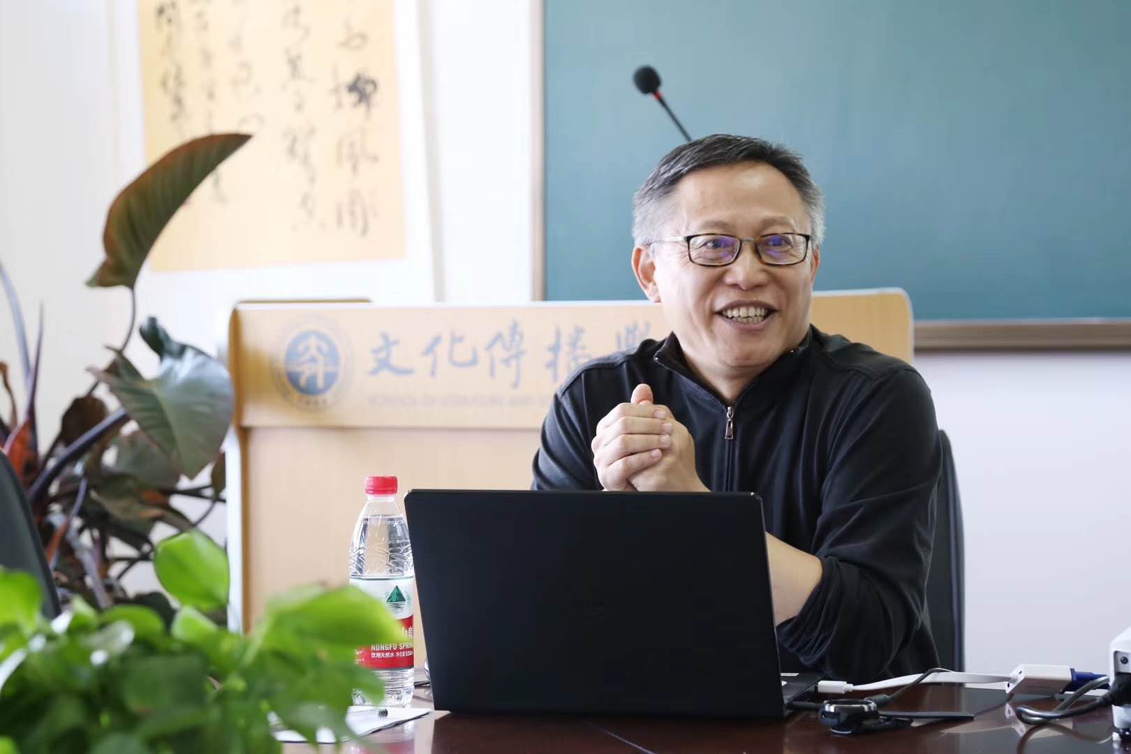 张辉1.jpg
